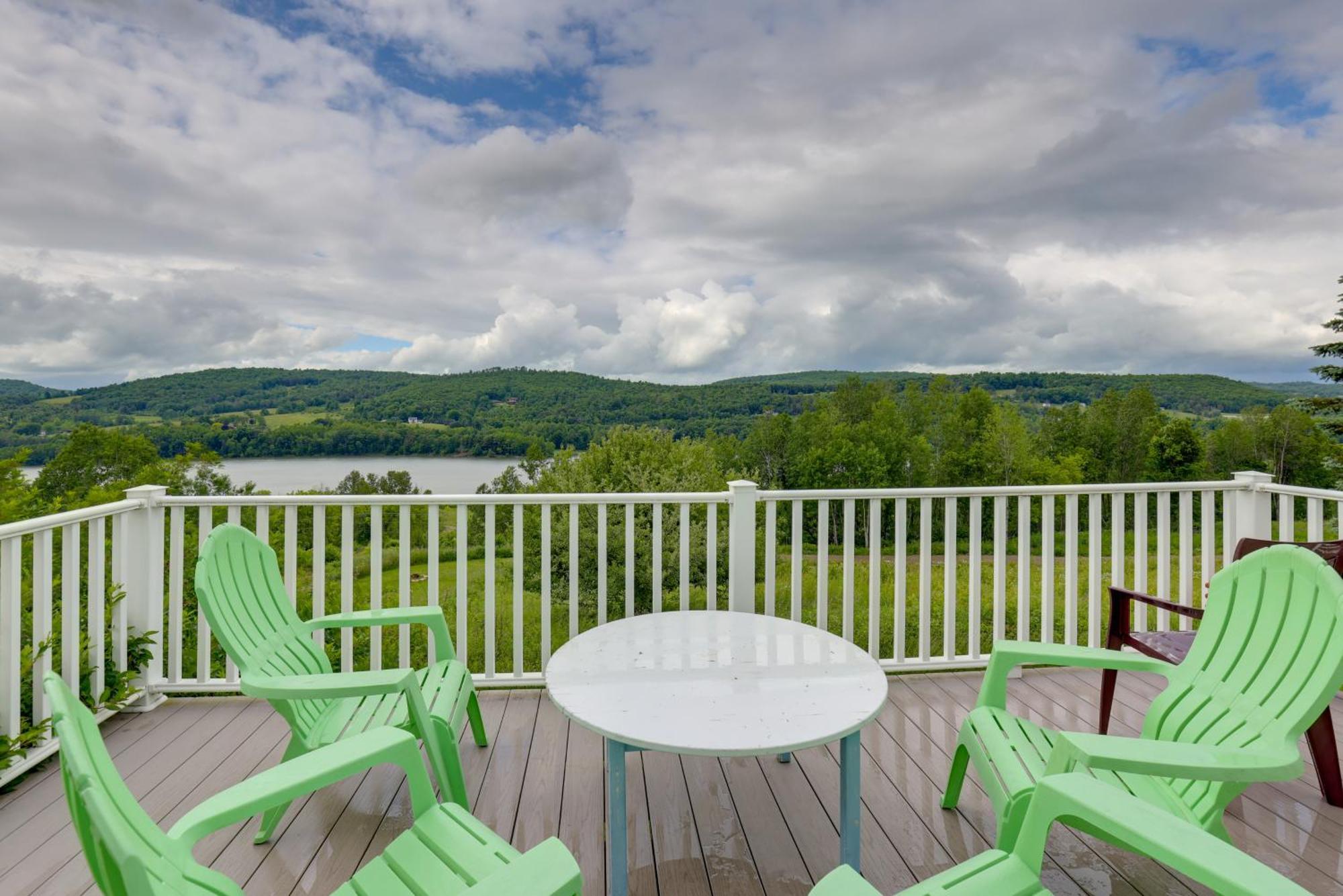 Lawrenceville Apartment With Deck Near Gaming Lands! Esterno foto